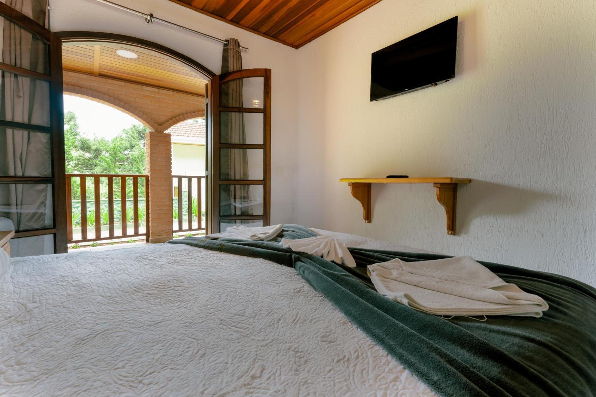 Velinn Pousada Vila Floratta Campos do Jordao Room photo