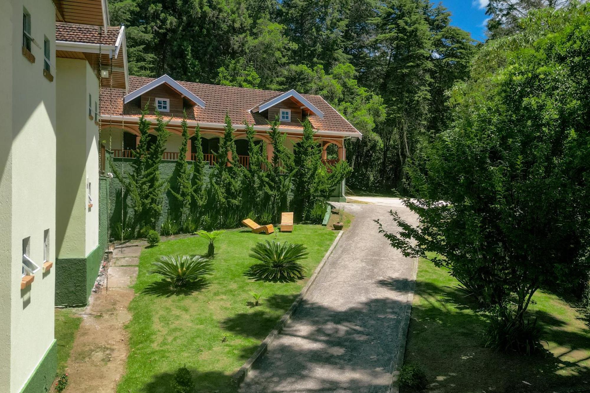 Velinn Pousada Vila Floratta Campos do Jordao Exterior photo